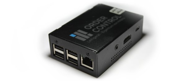 Order-Control-Mini-PC mit USB-, Netzwerk- und weiteren Geräteanschlüssen